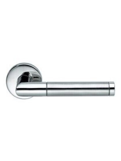 PAAR DEURKLINK LOREDANA 5700/ K52 INOX BLINKEND (INOX L) zonder BB